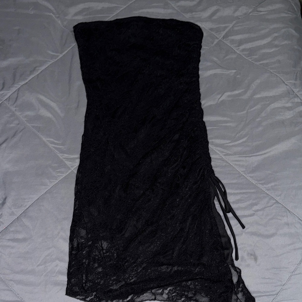 Fashion Nova Strapless Black Dress